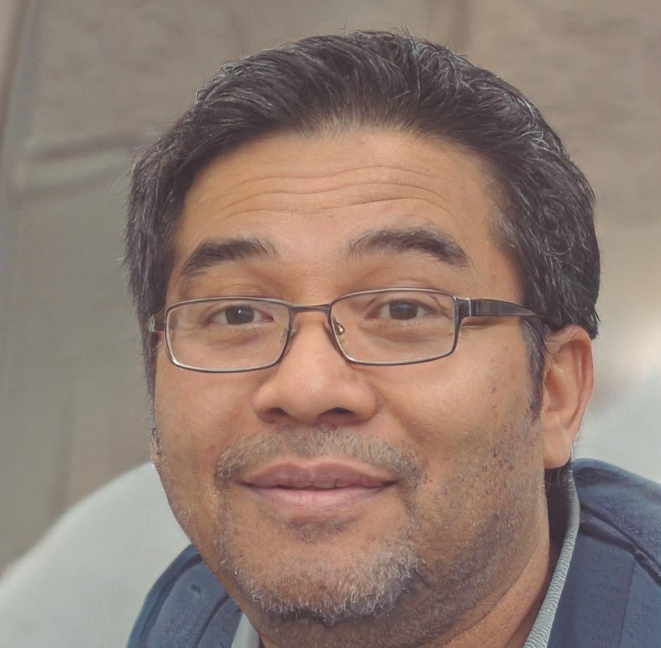 Portrait de Rémi Delacroix, spécialiste en optimisation budgétaire